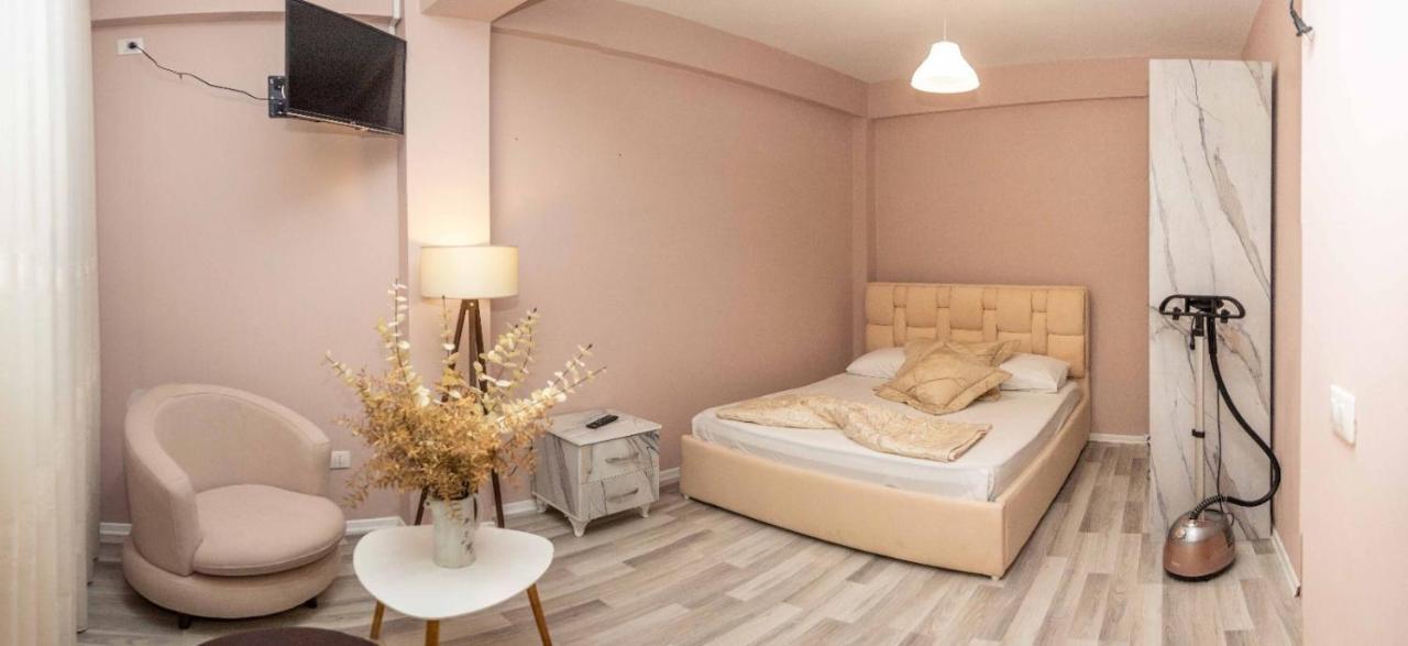 Two Bedroom Villa Тирана Экстерьер фото